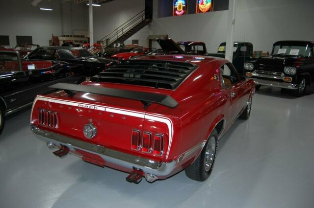 Ford Mustang 1969 image number 8