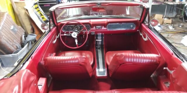 Ford Mustang 1966 image number 23