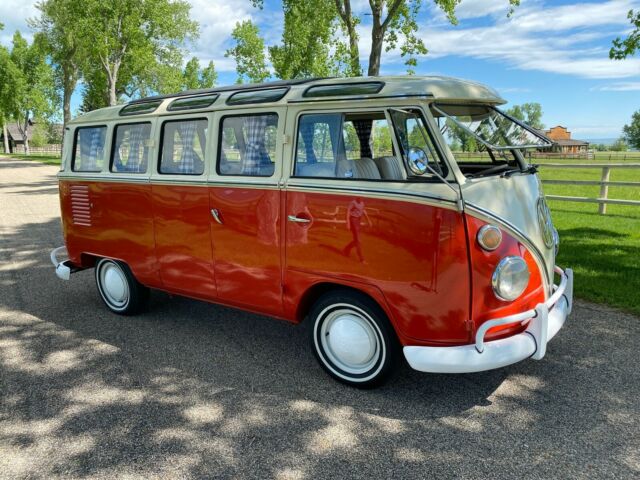 Volkswagen Bus/Vanagon 1974 image number 1