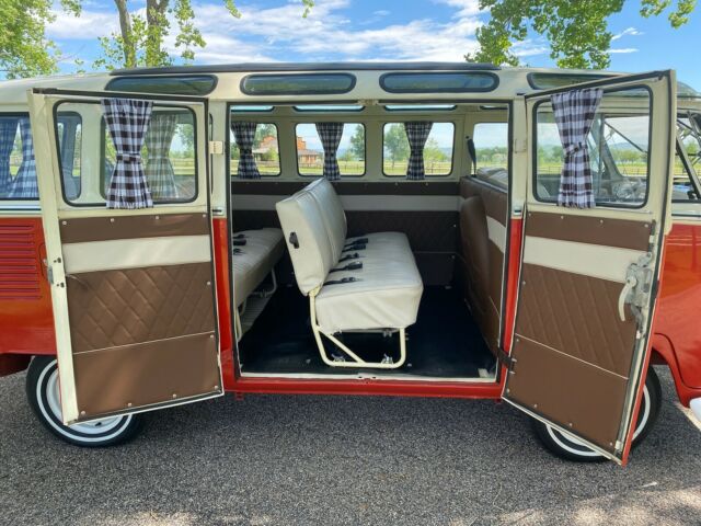 Volkswagen Bus/Vanagon 1974 image number 46