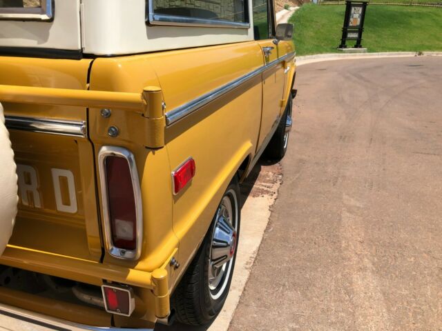 Ford Bronco 1972 image number 33
