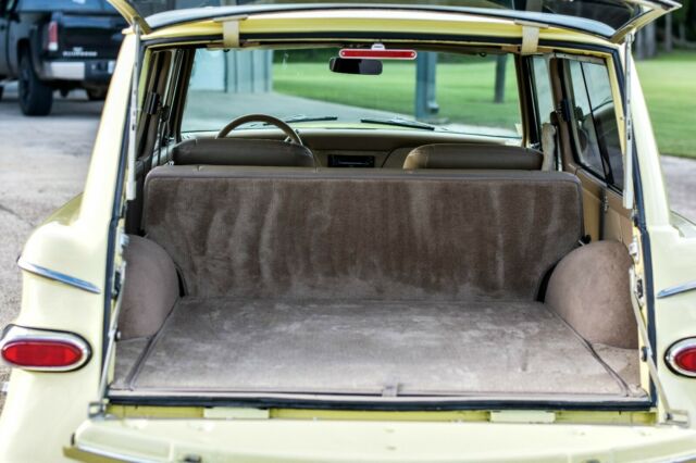 Studebaker Wagonaire 1961 image number 20