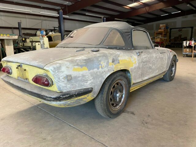 Lotus Elan 1967 image number 25
