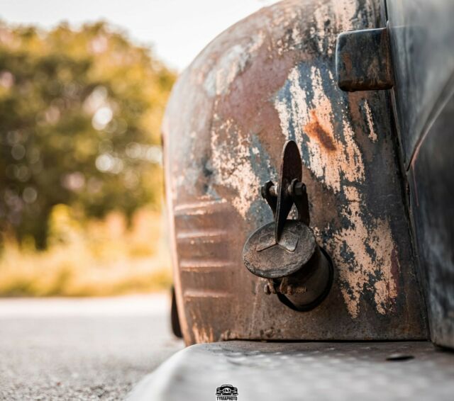 Dodge Truck 1947 image number 16