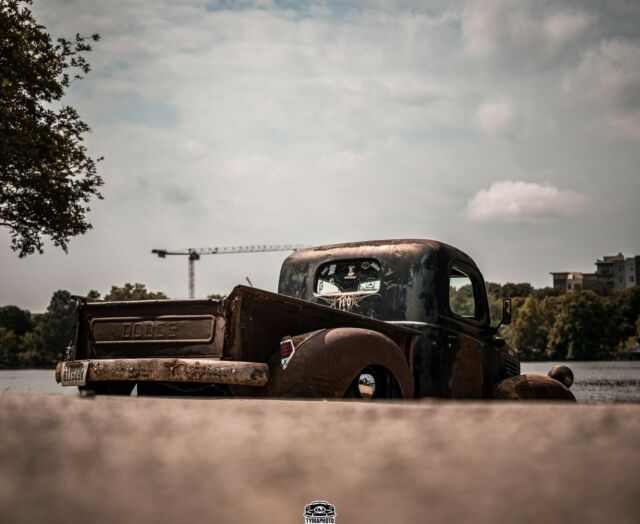 Dodge Truck 1947 image number 30