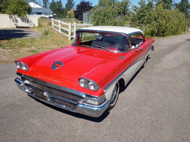 Ford Fairlane 1958 image number 29
