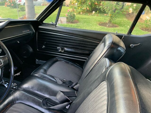 Ford Mustang 1968 image number 36