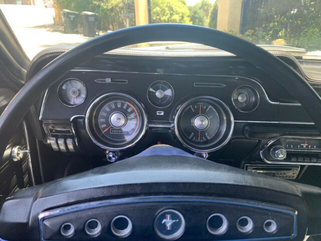 Ford Mustang 1968 image number 38