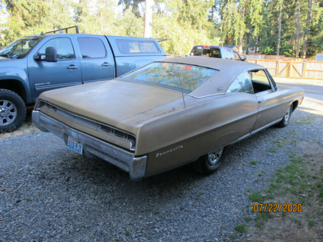 Pontiac Bonneville 1967 image number 22