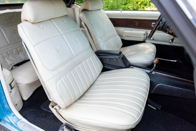 Oldsmobile Cutlass 1970 image number 12