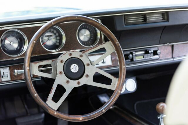 Oldsmobile Cutlass 1970 image number 17
