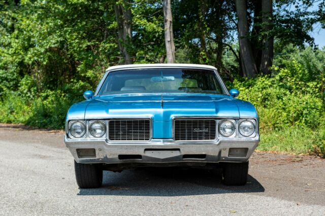 Oldsmobile Cutlass 1970 image number 4