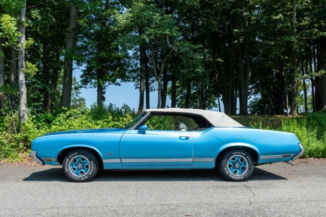 Oldsmobile Cutlass 1970 image number 7