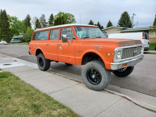 Chevrolet Suburban 1972 image number 5