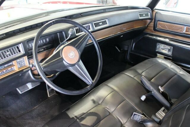 Cadillac Eldorado 1975 image number 11