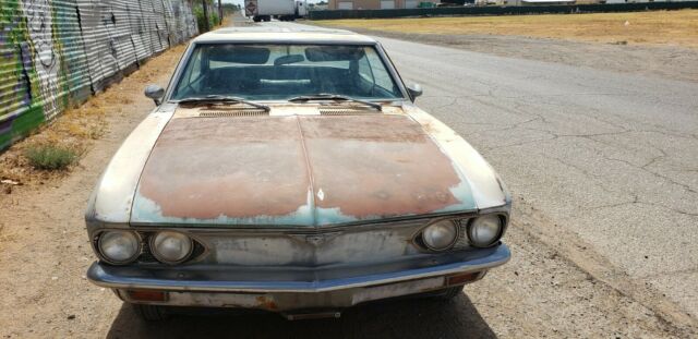 Chevrolet Corvair 1965 image number 1