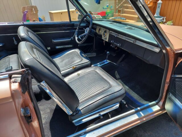 Plymouth Valiant 1965 image number 12