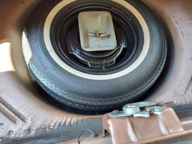 Plymouth Valiant 1965 image number 18