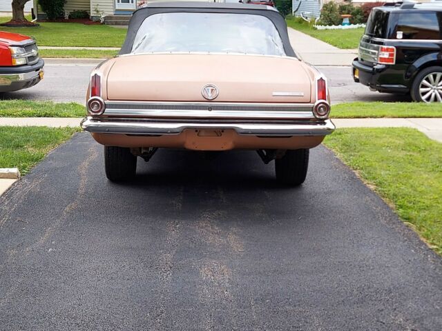 Plymouth Valiant 1965 image number 32