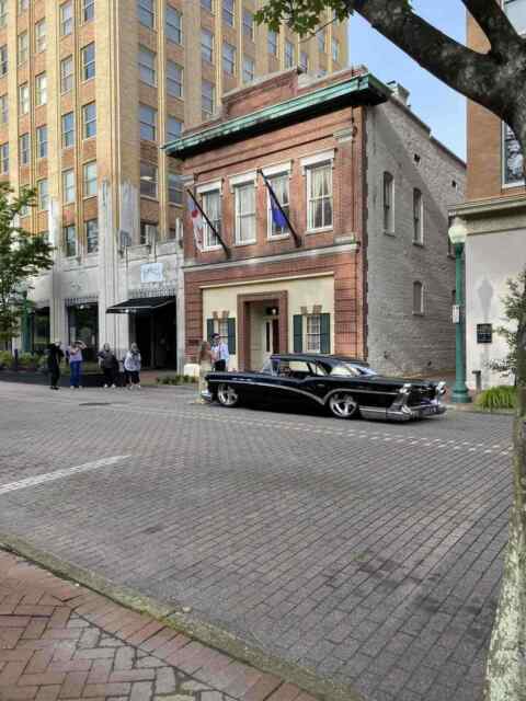 Buick Special 1957 image number 2