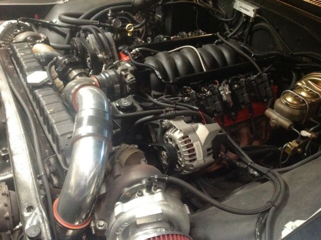 Chevrolet Impala 1965 image number 25