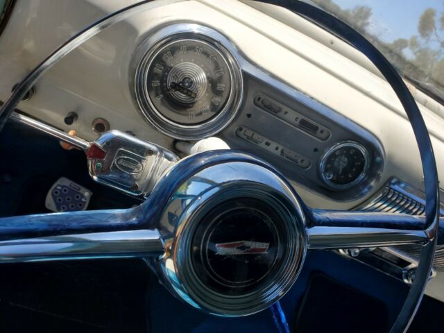 Chevrolet 210 1954 image number 22
