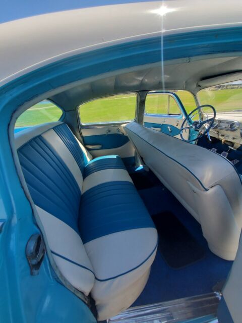 Chevrolet 210 1954 image number 23