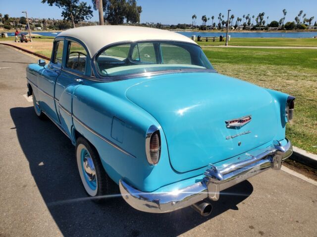 Chevrolet 210 1954 image number 29