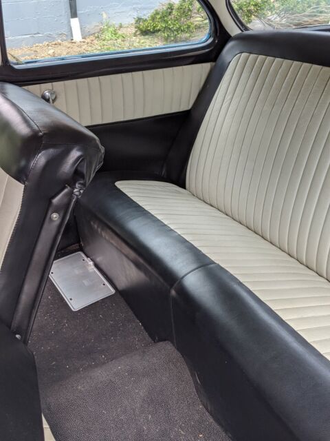 Chevrolet Bel Air 1953 image number 13