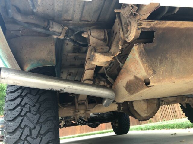 GMC Jimmy 1972 image number 21