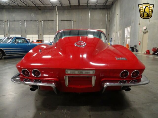 Chevrolet Corvette 1967 image number 15