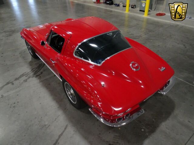 Chevrolet Corvette 1967 image number 35