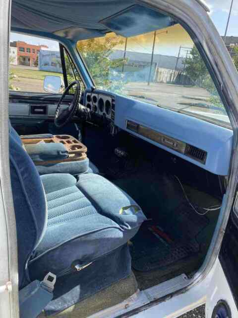 Chevrolet C10/K10 1975 image number 6