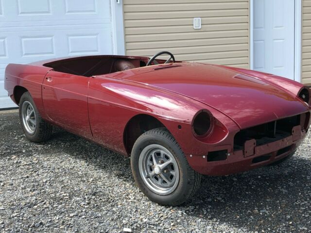 MG MGB 1975 image number 1
