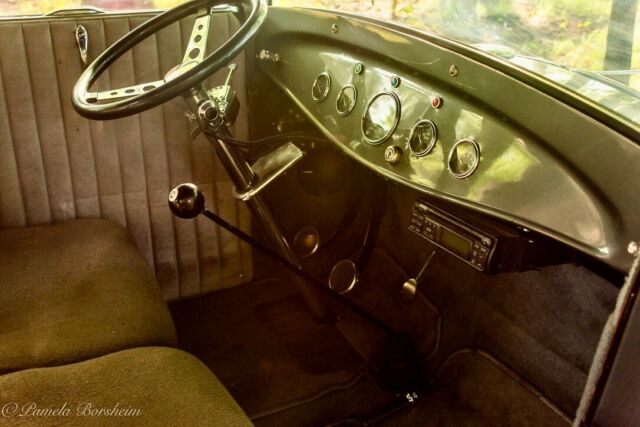 Ford Model A 1929 image number 18