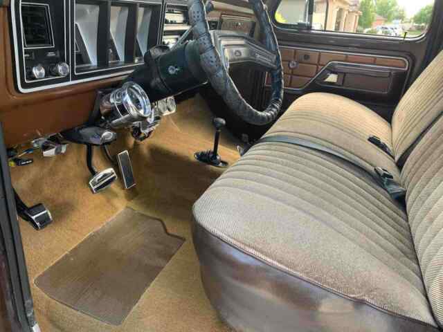 Ford F250 1978 image number 3