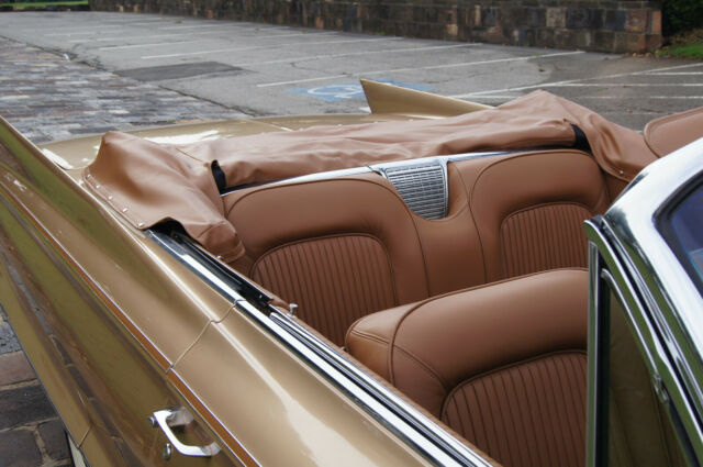 Cadillac Eldorado 1962 image number 15
