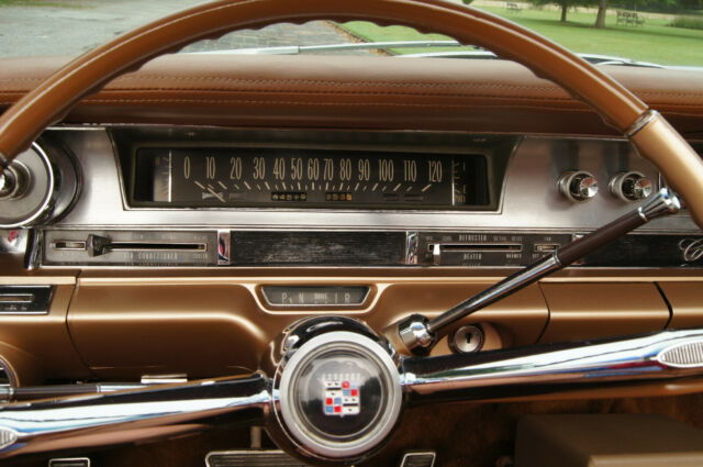 Cadillac Eldorado 1962 image number 30
