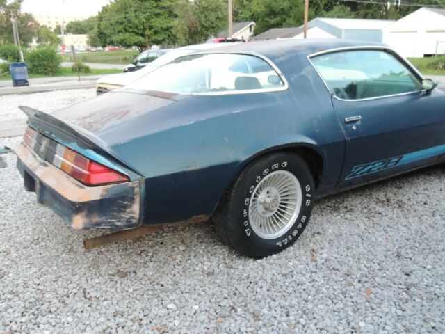 Chevrolet Camaro 1979 image number 27