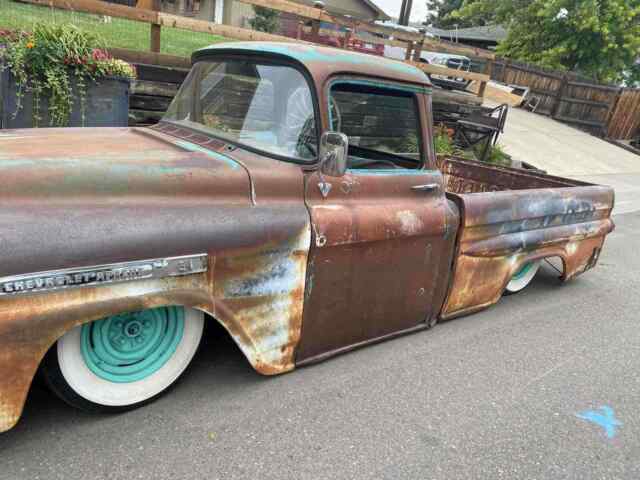 Chevrolet Apache Fleetside Big Window 1959 image number 6