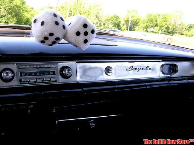 Chevrolet Impala 1958 image number 35