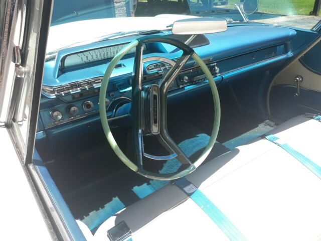 Dodge Dart 1961 image number 7