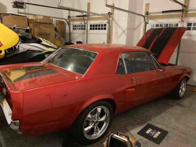 Ford Mustang 1967 image number 2