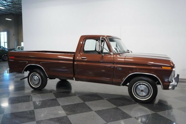 Ford F-150 1976 image number 16