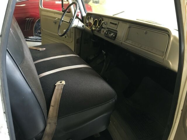 Chevrolet C-10 1966 image number 34