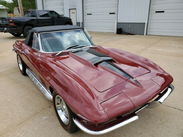 Chevrolet Corvette 1967 image number 26