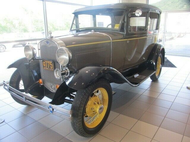 Ford Model A 1931 image number 2