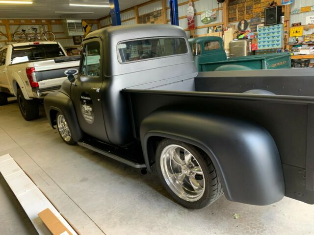 Ford F-100 1953 image number 2