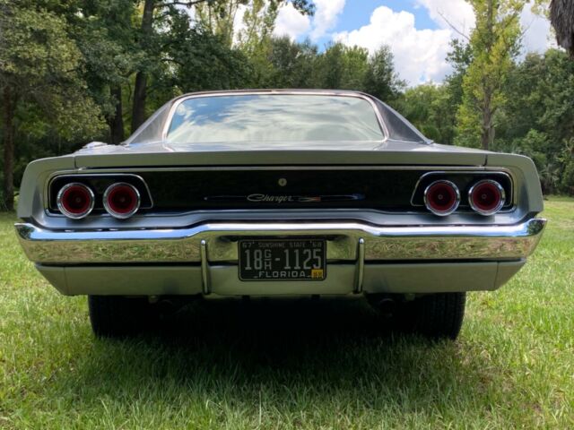 Dodge Charger 1968 image number 26