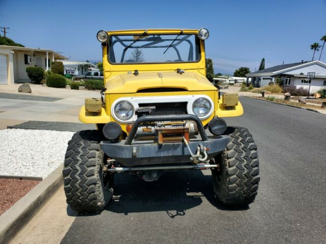 Toyota Land Cruiser 1969 image number 17